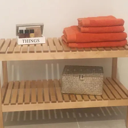 Wijndomein Zwaeneberg 4* וורן