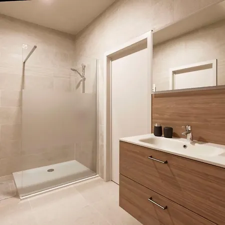 Wijndomein Zwaeneberg לינה וארוחת בוקר 4*